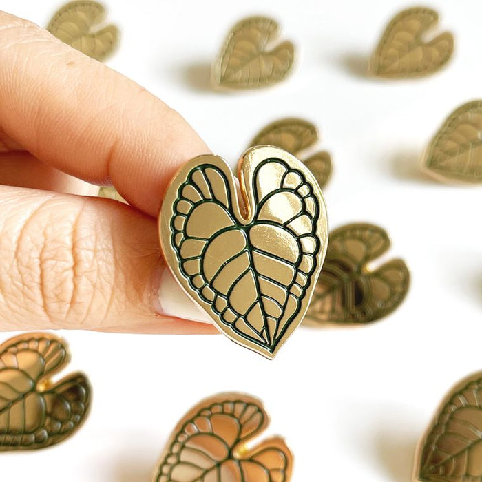"Anthurium Leaf" Lapel Pin